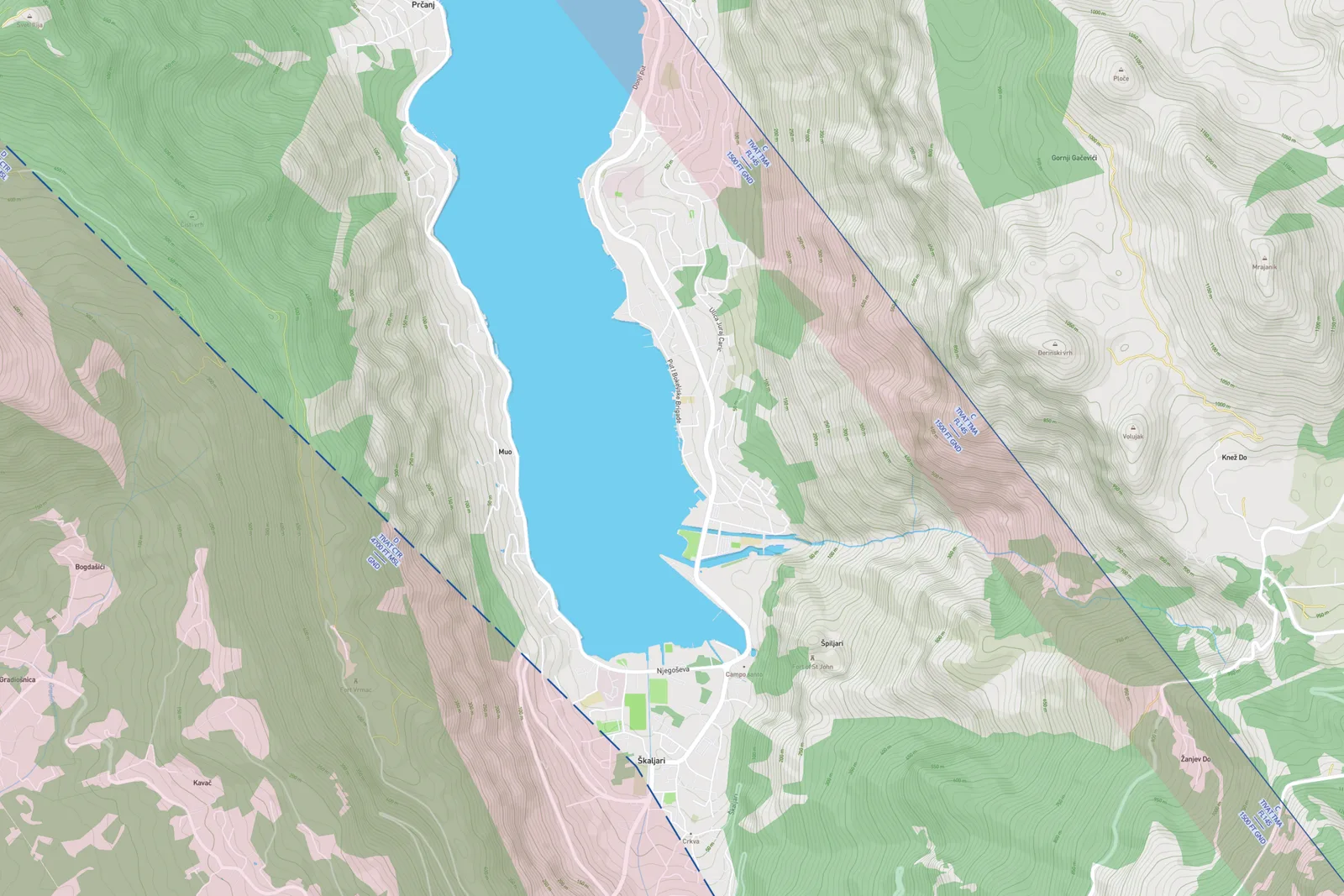 OpenAIP-based airspace orientation map around Kotor and Zanjev Do showing TMA geometry over the Bay terrain.